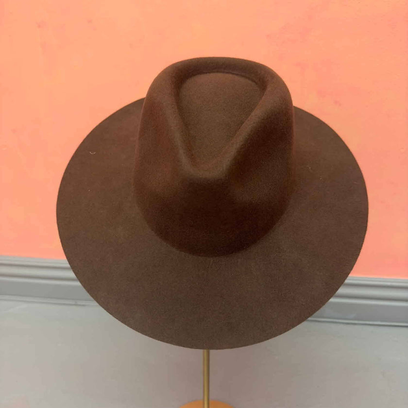 Stiff brim  Australian wool Hat: Stone and Ivory / ONE SIZE