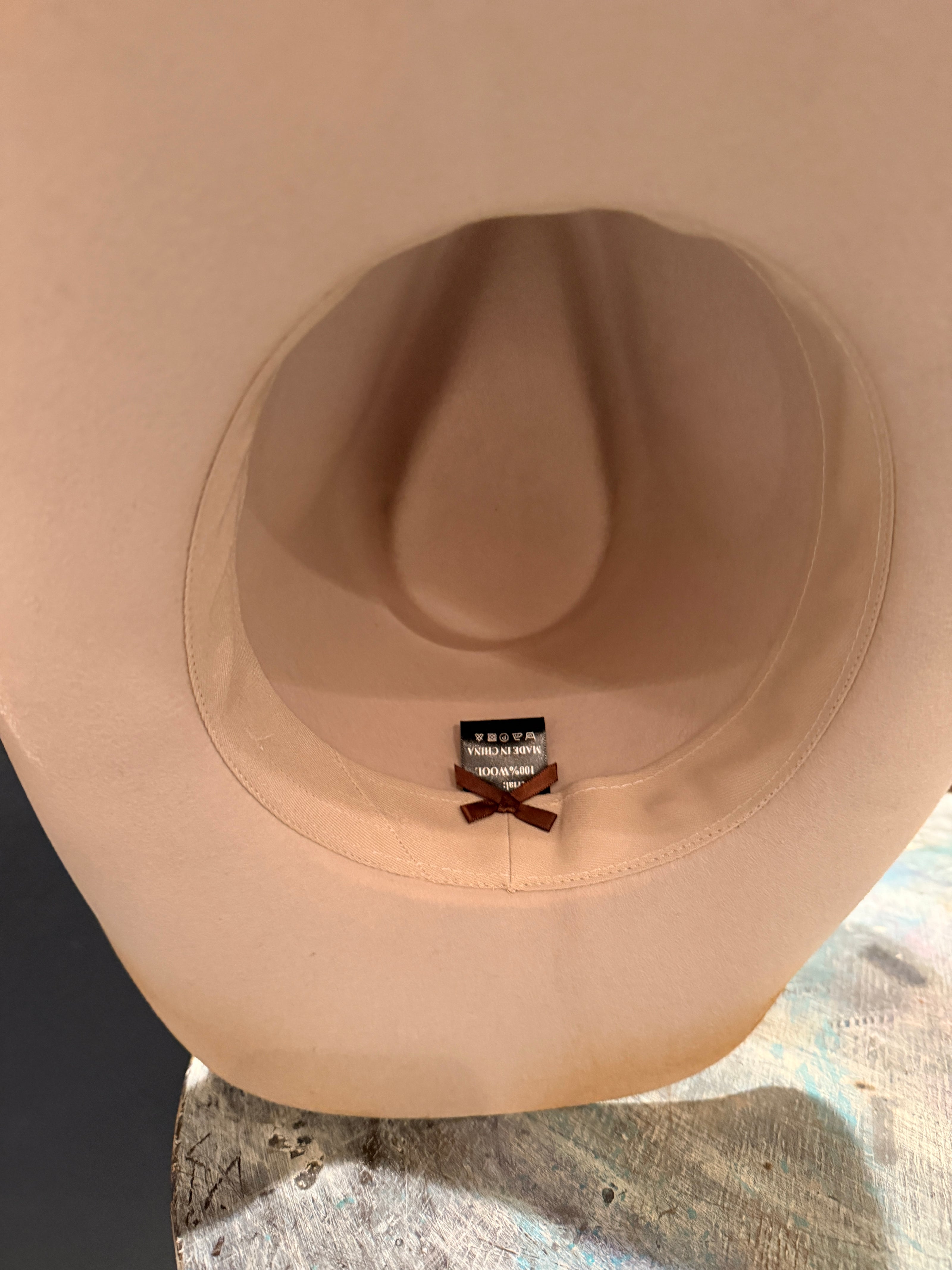 The maddhattery western turquoise band wool felt design