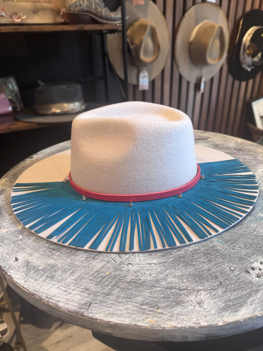 Ivory Australian Wool Felt with Turquoise Fringe and Red leather band - Medium