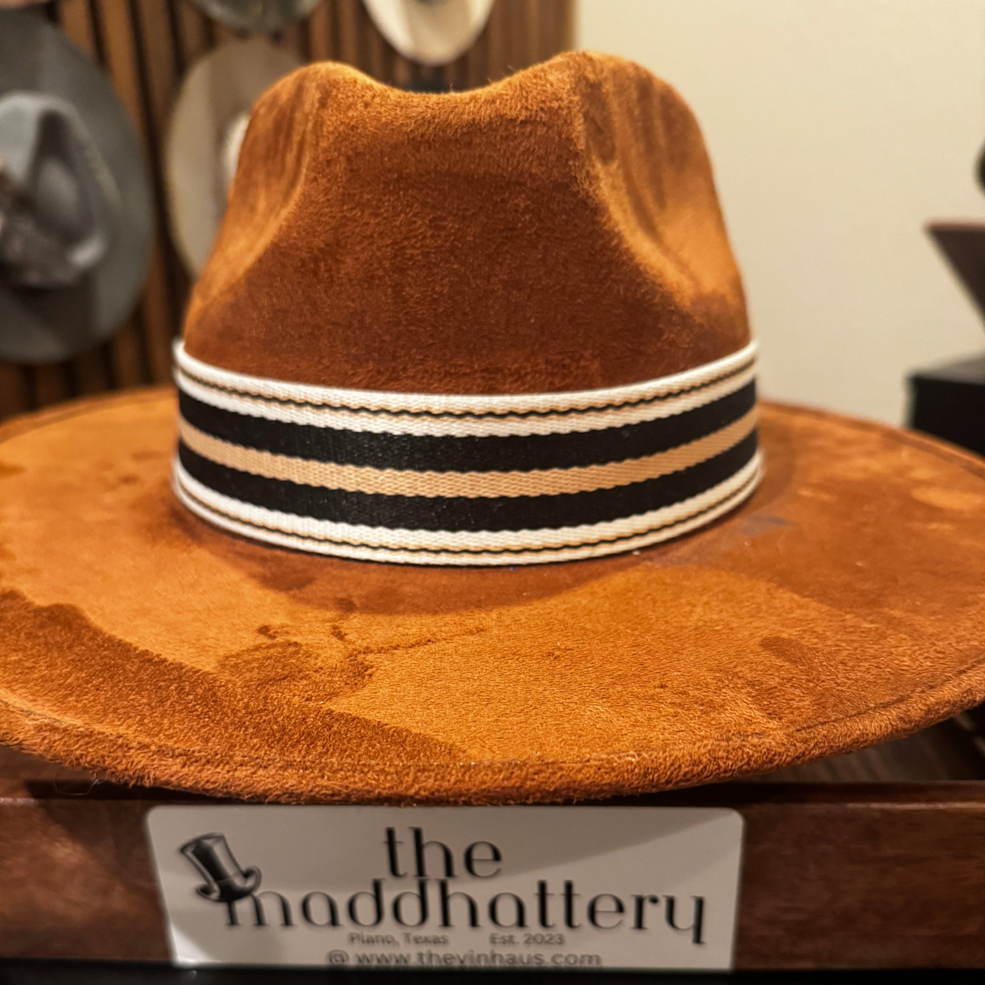 Cream, Black, and Gold Striped Stretch Band